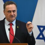 وزير الدفاع الإسرائيلي يهدد: ما فعلناه للحوثيين سنفعله مع إيران
